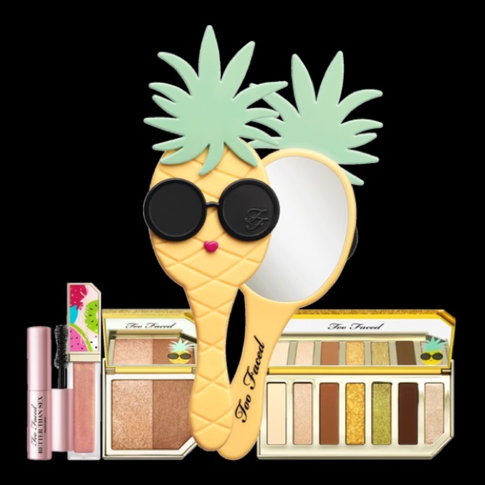 Too Faced Lookin fine apple mirror